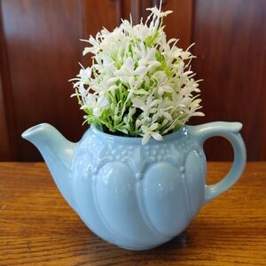 Small Blue Teapot for Floral Arrangement (NOT INCL) approx.6" handle to spout7